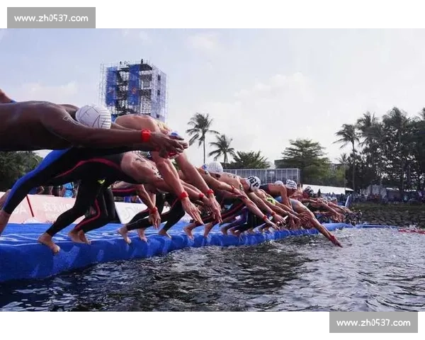 激烈角逐水球赛场团队协作与个人技艺的完美融合 - 副本 (2)