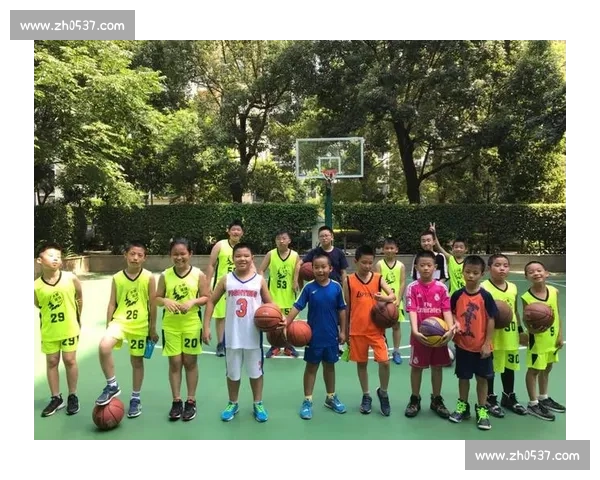 畅享全球篮球赛事实时直播，精准数据分析与互动体验一站式平台 - 副本 (2)